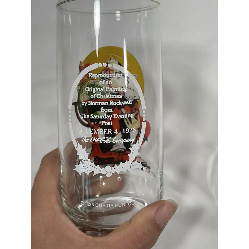 2 x Santa Claus Vintage Norman Rockwell Saturday Evening Xmas Coca-Cola Glasses‎
